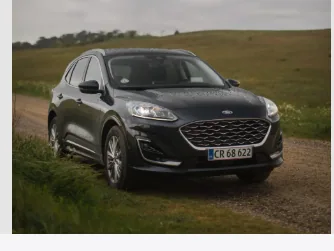 Ford Kuga før og efter AI-foto-optimering – Original (mobil)